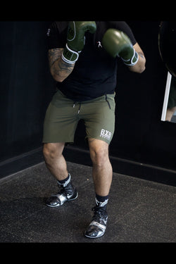 BXB PERFORMANCE SHORTS - MILITARY GREEN